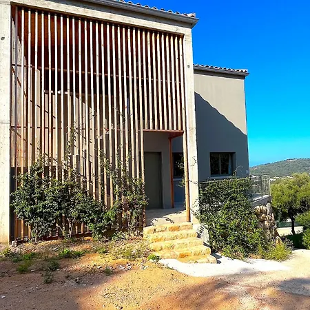 San Joseph Villa Cargèse